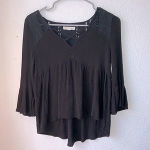 Aeropostale black blouse